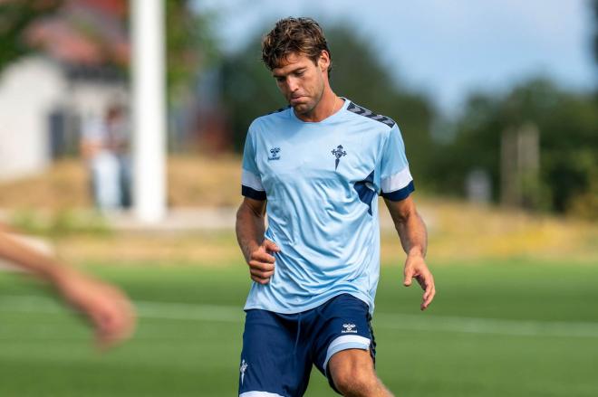 Primer entrenamiento de Marcos Alonso (Foto: RC Celta).