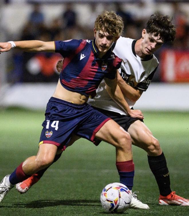 Levante y Valencia ya se midieron en la pasada edición del COTIF en L'Alcúdia (Foto: LUD).