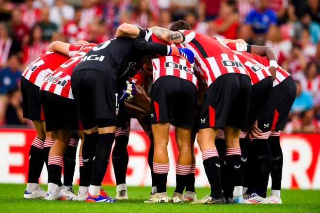 Los jugadores del Athletic, antes del partido frente al Valencia (Foto: Athletic Club).