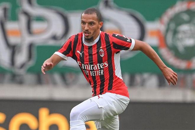 Ismaël Bennacer, en un partido del Milan (Foto: @ACMilan).