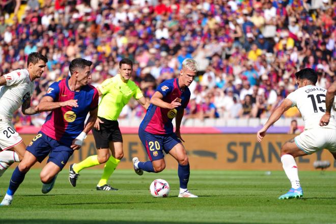 Dani Olmo y Lewandowski, ante el Valladolid (Foto: LaLiga).