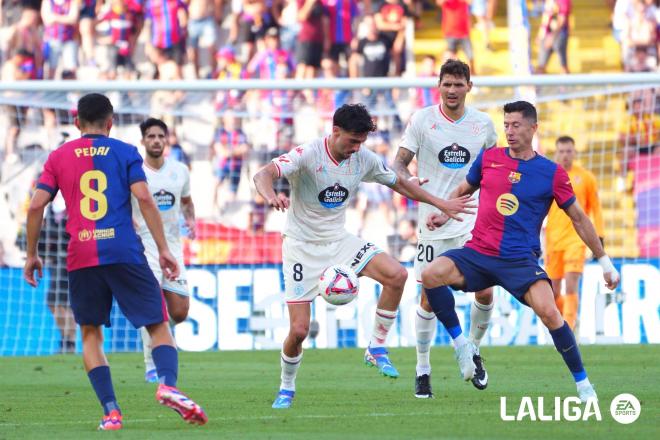 Kike Pérez, en el Barcelona - Real Valladolid.