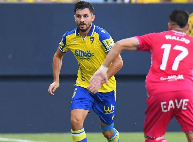 Chust en el Cádiz - Tenerife (Foto: Cádiz CF).