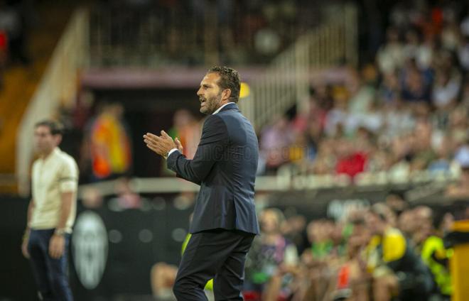 Rubén Baraja, ante el Villarreal CF (Foto: Valencia CF).