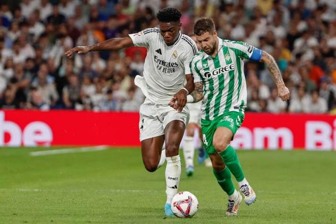 Aitor Ruibal, ante el Real Madrid (Foto: EFE)