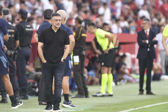 García Pimienta, ante el Girona (Foto: Kiko Hurtado). 