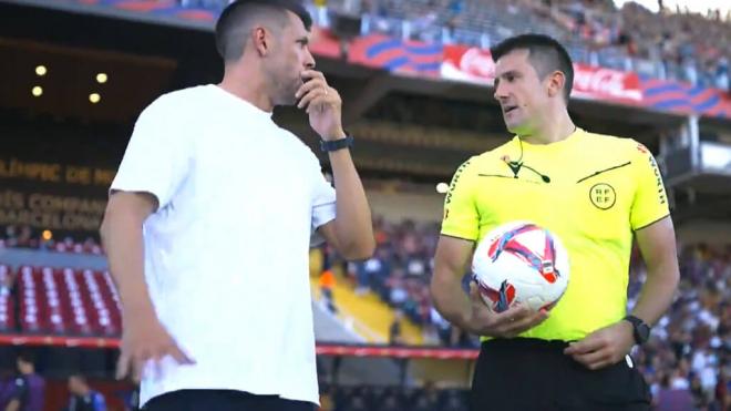 Pezzolano y Díaz de Mera durante su charla después del descanso (Foto: Captura de Movistar +)