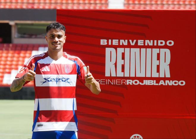 Reinier Jesús, en su presentación con el Granada (Foto: GCF).