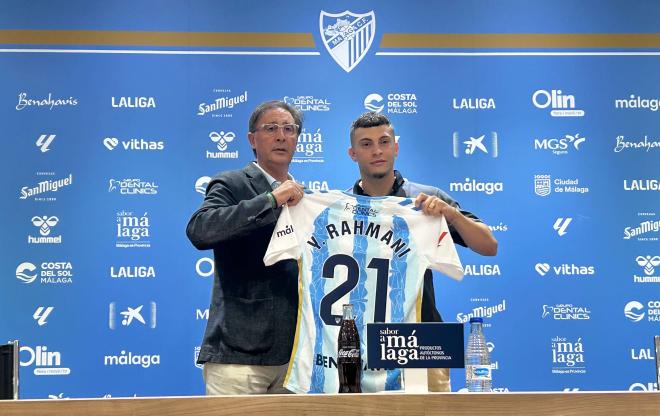 Rahmani, junto al director deportivo, Loren Juarros. (Foto: A. Fuentes)