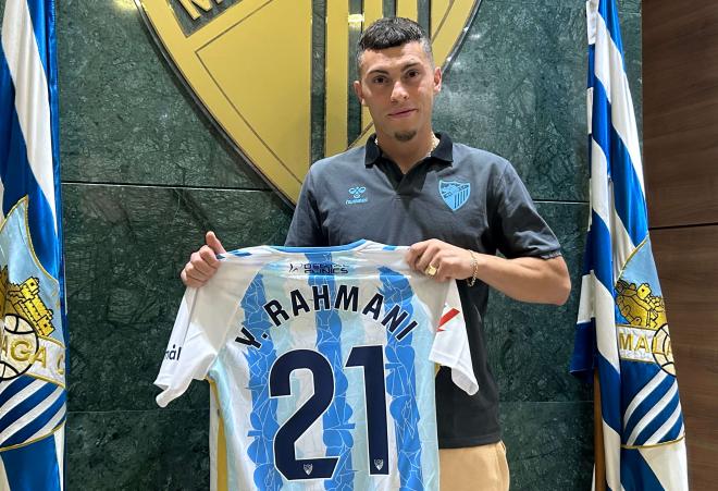 Yanis Rahmani, el dorsal 21 del Málaga en su segunda etapa. (Foto: A.F.L.)