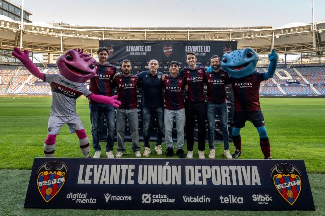 Vicente Iborra, Diego Pampín, Julián Calero, Víctor Fernández, Unai Elgezabal y Morales (Foto: LUD).