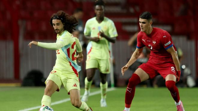 Marc Cucurella, durante el Serbia-España (Fuente: EFE).