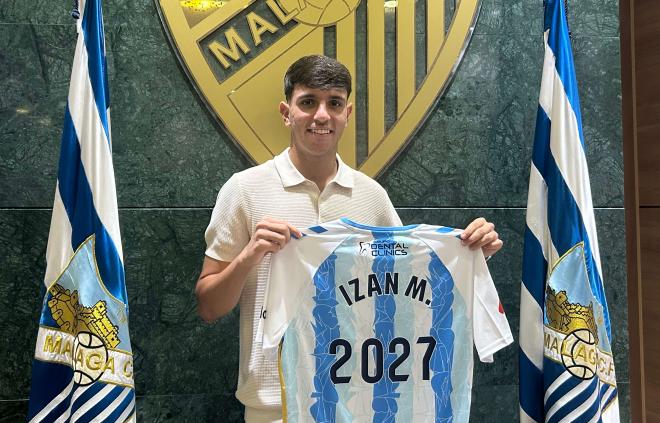 Izan Merino, feliz tras renovar hasta 2027 con el equipo de su tierra. (Foto: A. Fuentes)