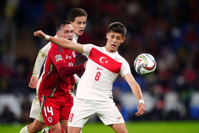 Arda Güler, en el partido entre Turquía y Gales (Foto: Cordon Press).