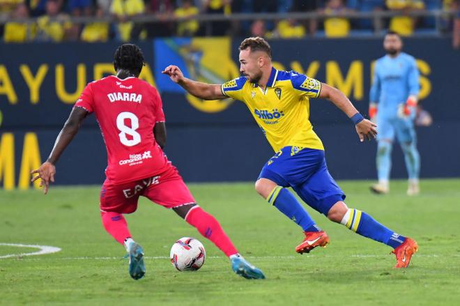 Ontiveros, un exmalaguista en el Cádiz. (Foto: LALIGA)