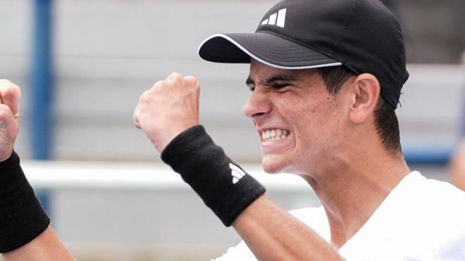 Rafael Jódar, celebrando el triunfo en el US Open (@usopen)