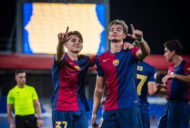 Toni Fernández y Guille Fernández celebran un gol con el filial del Barça (Foto: FCB).