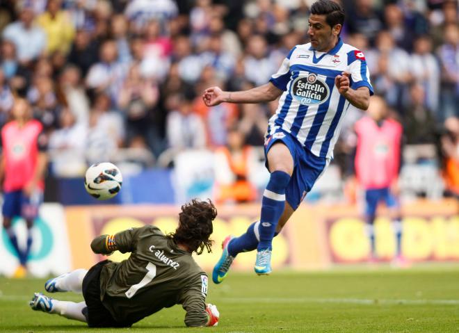 Gol de Riki con el Deportivo (Foto: CordonPress).