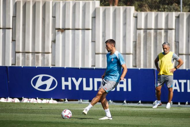 Lenglet entrenando con el Atlético (Foto: ATM).