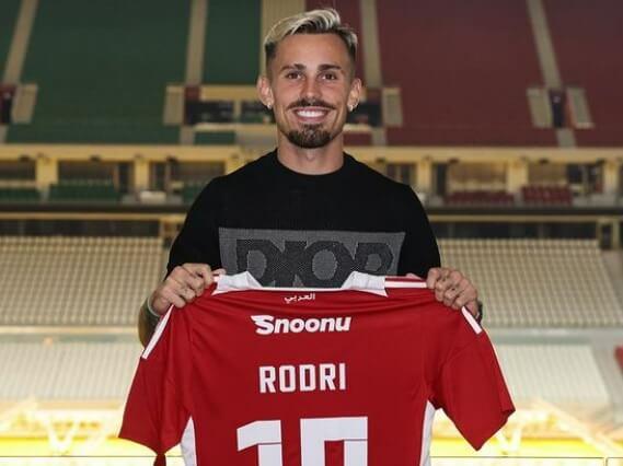 Rodri Sánchez con la camiseta del Al-Arabi.