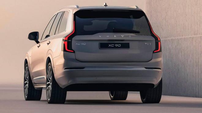 Volvo XC90 2025