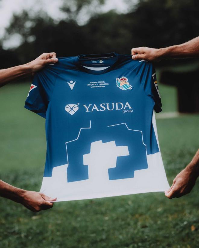 Camiseta de la Real Sociedad en homenaje a Eduardo Chillida (Foto: Real Sociedad).