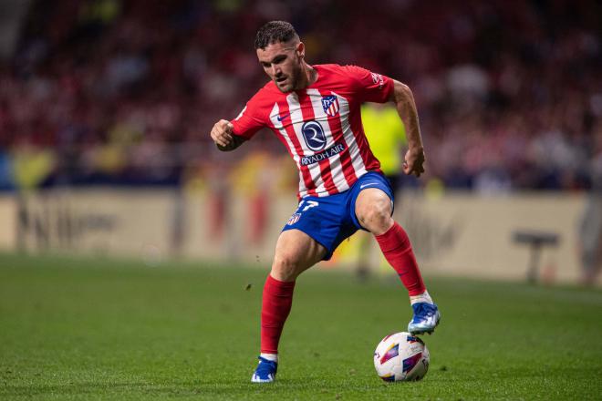 Javi Galán, durante un partido con el Atlético de Madrid (Foto: Cordon Press).