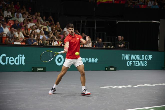 Carlos Alcaraz, durante la Copa Davis en Valencia (Foto: Cordon Press).