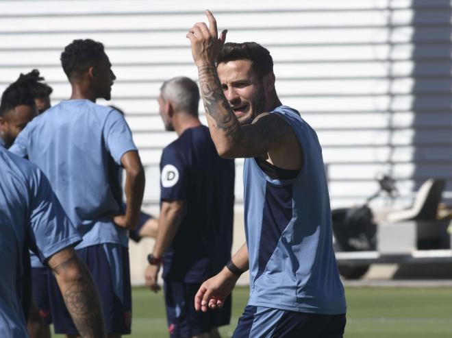 Saúl Ñíguez, en el entrenamiento de este viernes (Foto: Kiko Hurtado).