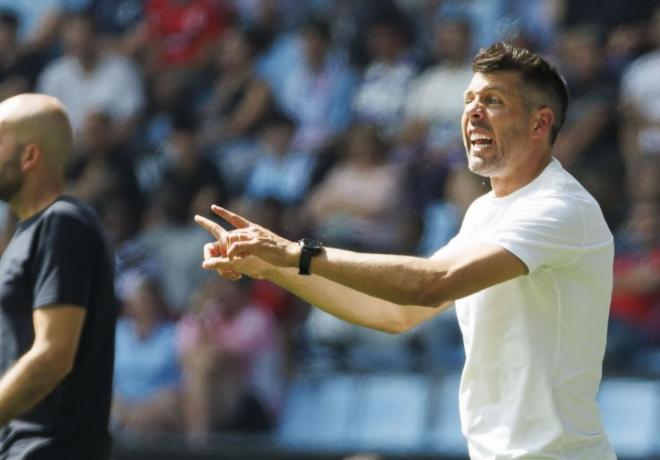 Paulo Pezzolano en el Celta - Valladolid (Foto: LALIGA).