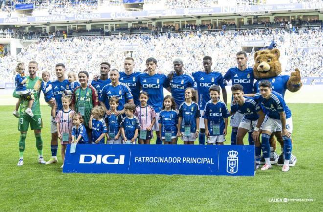 Once titular azul ante el Cartagena en el Tartiere. (Foto: LALIGA)