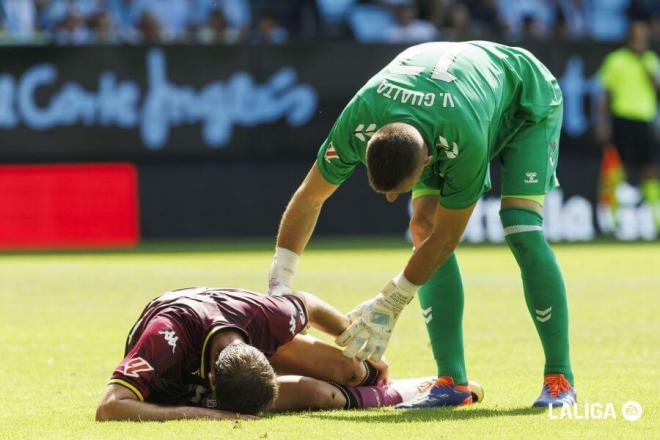 Latasa pide penalti ante el Celta (Foto: LALIGA).