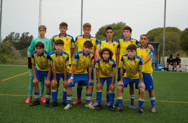 El equipo infantil A del Cádiz.