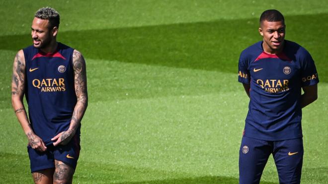 Neymar y Mbappé en un entrenamiento con el PSG (Europa Press)