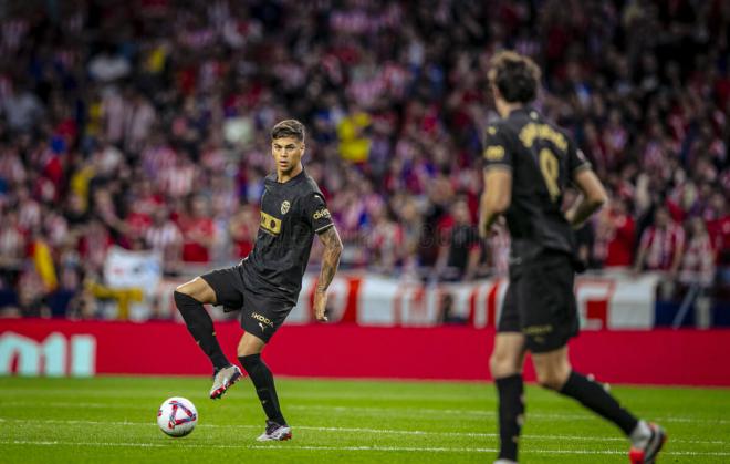 Enzo Barrenechea, ante el Atlético de Madrid.