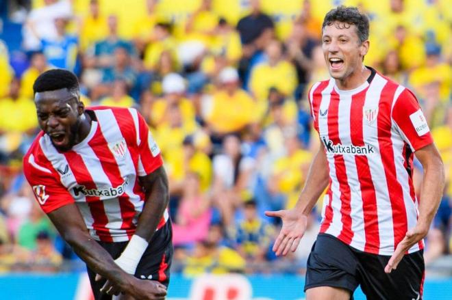 Euforia de Iñaki Williams y Mikel Vesga tras un gol ante la UD Las Palmas (Foto: Athletic Club).