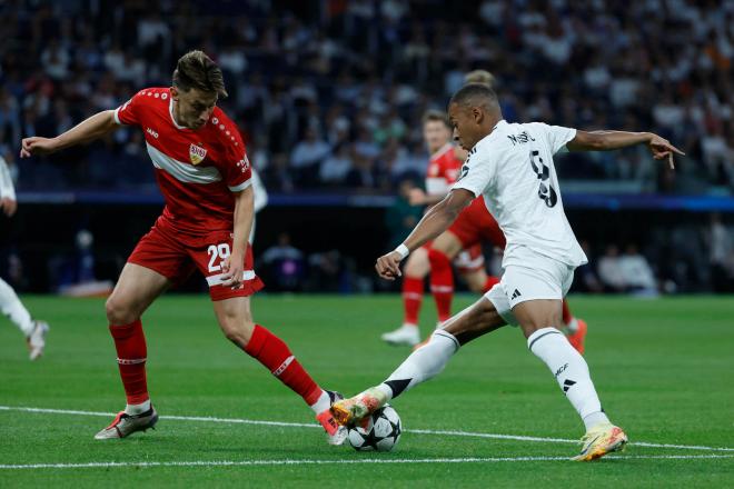 Kylian Mbappé, ante el Stuttgart (Foto: EFE).