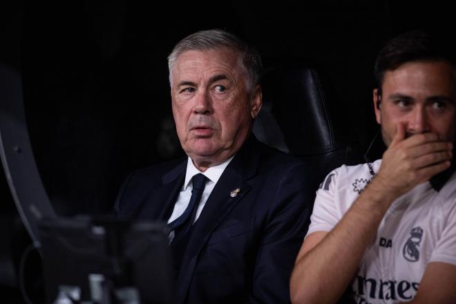 Carlo Ancelotti, antes del Real Madrid-Stuttgart (Foto: Cordon Press).