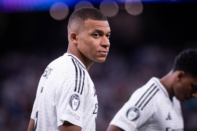 Kylian Mbappé, durante el Real Madrid-Stuttgart (Foto: Cordon Press).