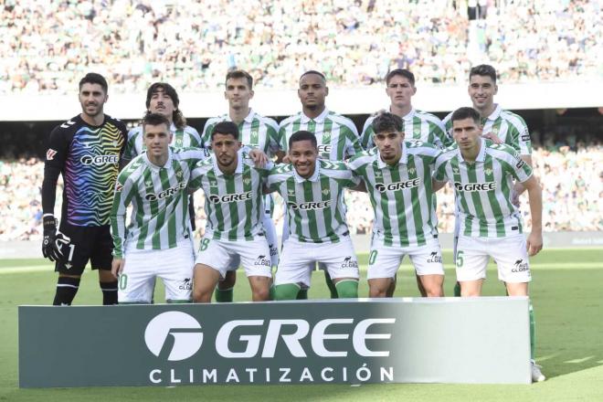 El once del Betis contra el Getafe (Foto: Kiko Hurtado)