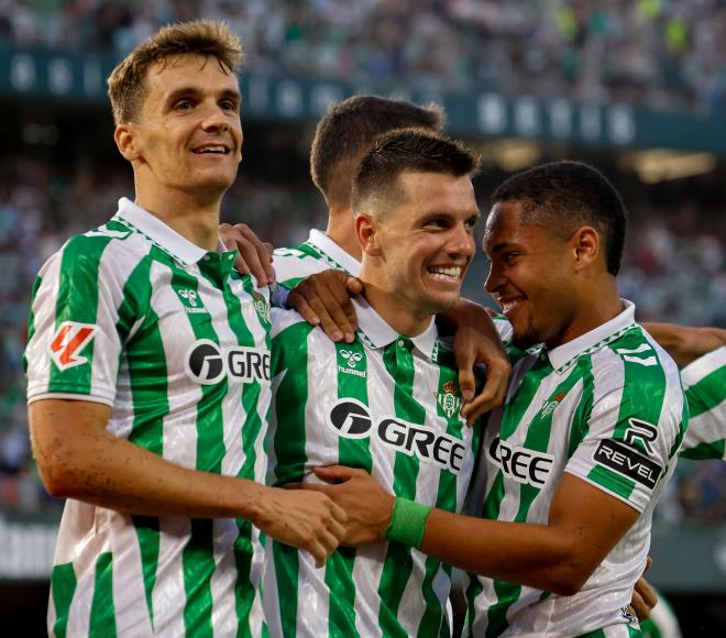 Lo Celso celebra su gol al Getafe (Foto: Kiko Hurtado)