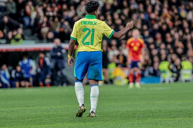 Endrick celebrando su gol contra la Selección Española (Cordon Press)