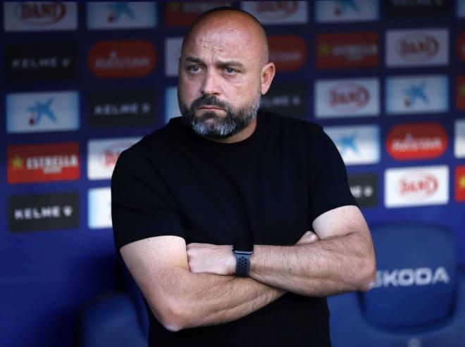 Manolo González, antes de un partido del Espanyol (Foto: Cordon Press).