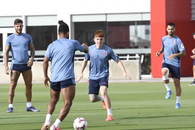 Valentín Barco, durante la sesión previa al partido ante el Alavés (Foto: Kiko Hurtado).