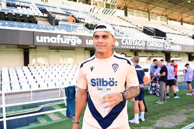 Ocampo está recuperado y es titular (Foto: Cádiz CF).