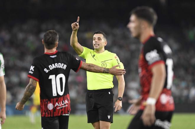 García Verdura durante el partido (foto: Kiko Hurtado).