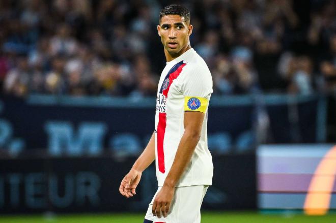 Achraf Hakimi, en un partido del PSG (FOTO: Cordón Press).