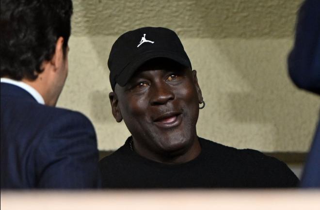 Michael Jordan, durante el Mónaco-Barcelona (Foto: FCB).