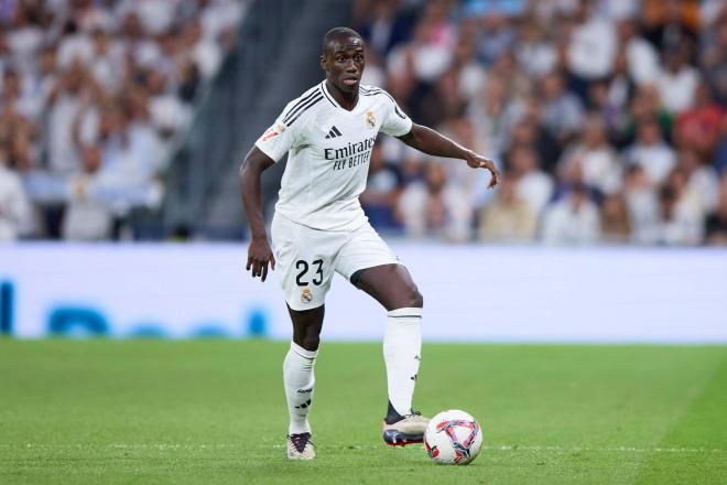 Ferland Mendy no pudo pelear con Fran Garcia por lesión y se le añade Álvaro Carreras (Foto: Cordon Press).
