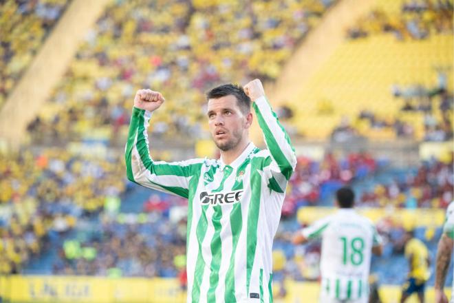 Giovani Lo Celso celebra su gol (foto: Cordón Press).